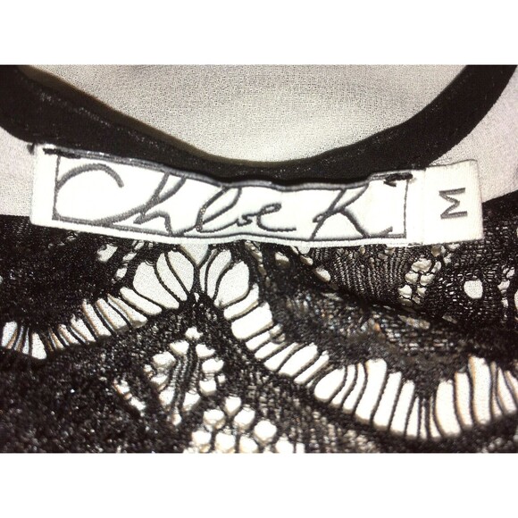 CHLOE K sz M Sleeveless Ivory-White Stretch Black Lace Eyelash Trim Chiffon Top - Picture 3 of 5